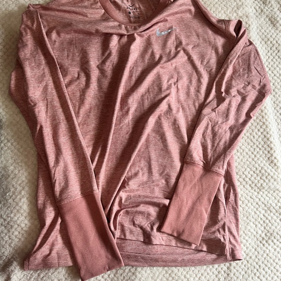 Nike long sleeve running shirt - Picture 2 of 3